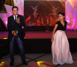 female-emcee-shilpa-nainani-india